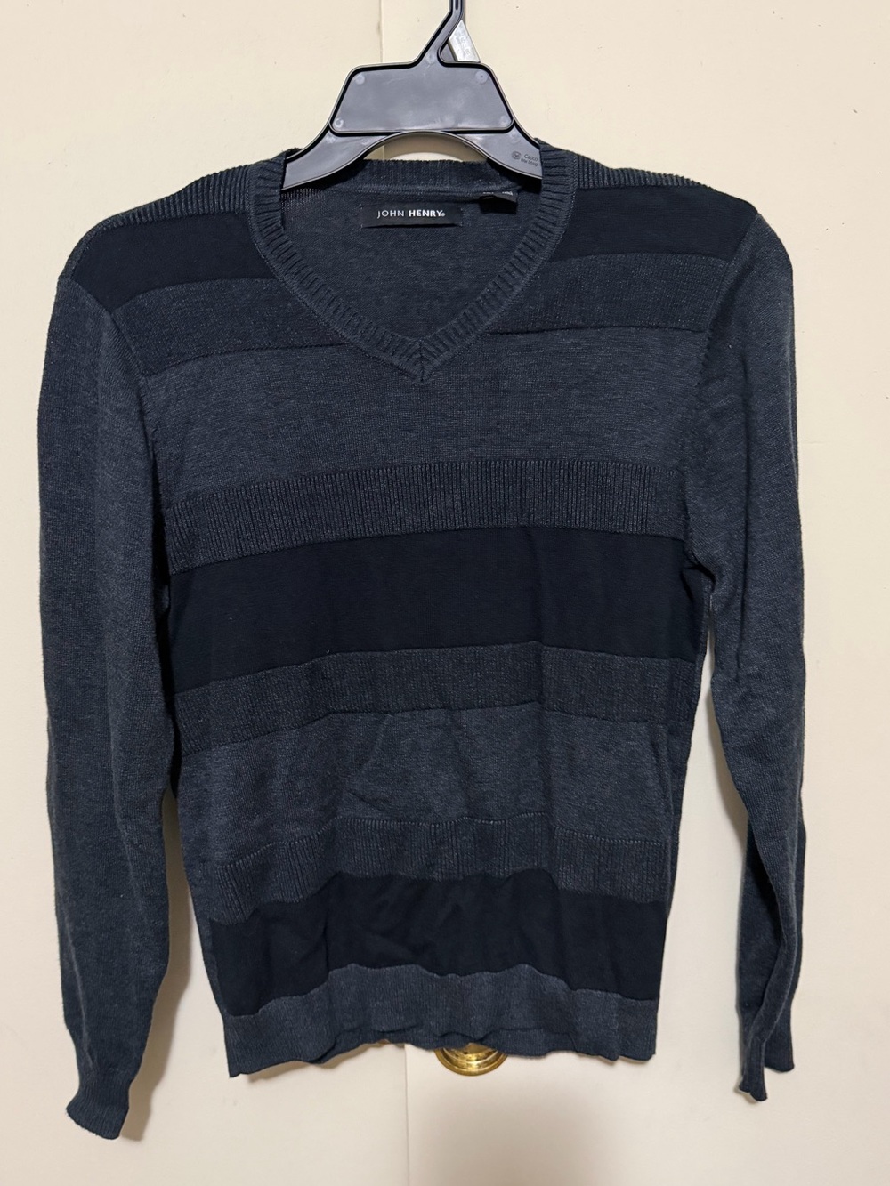 John Henry Men's Charcoal & Black V-Neck Stripe Sweater